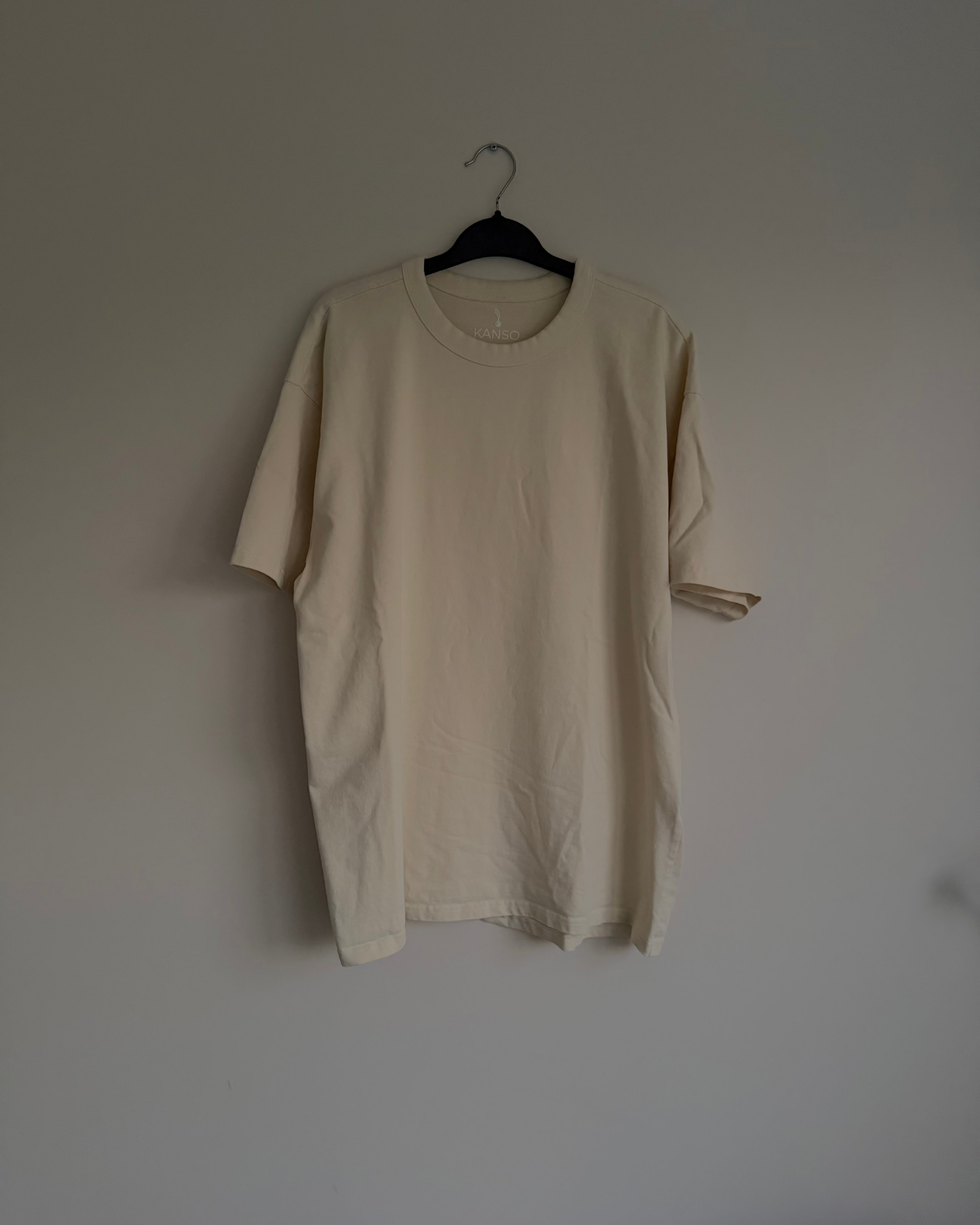 KANSO Essential Blank Polera – Algodón Premium Hombre